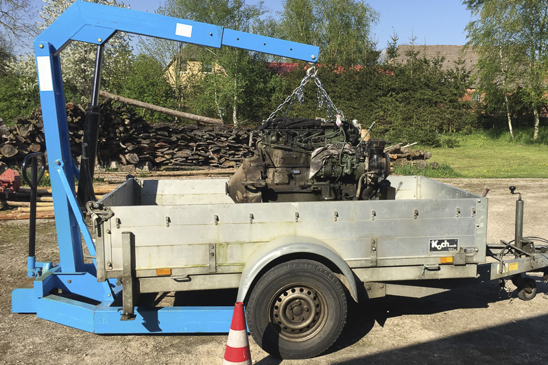 auto_unimog_motor_12
