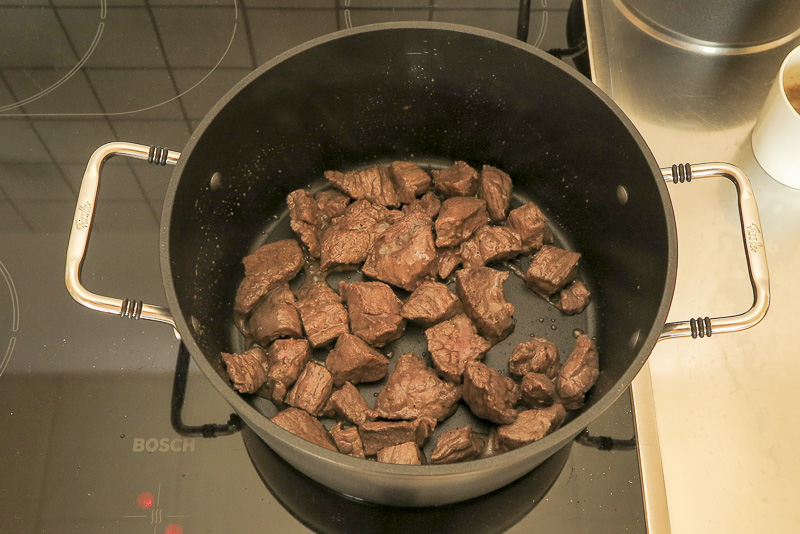 essen_rezept_rehgulasch_02