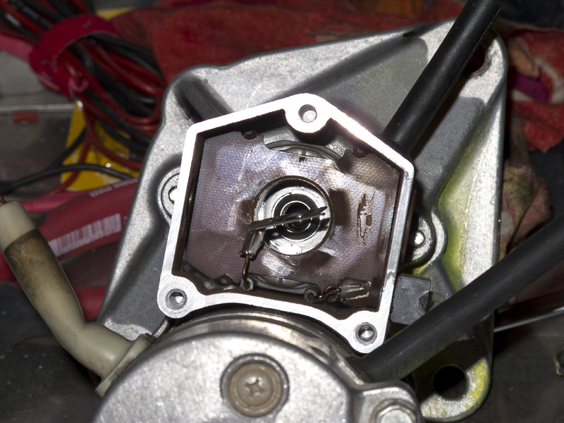 fahrzeuge_landrover_defender_anlasser_05