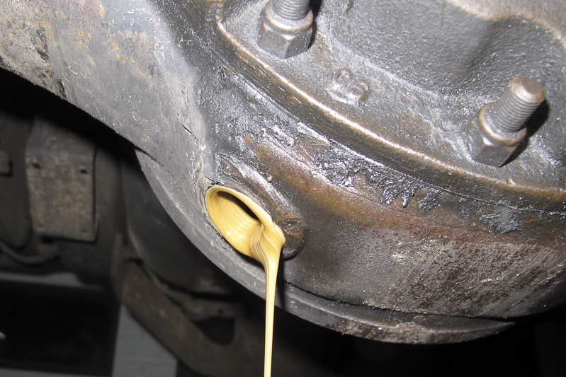 fahrzeuge_landrover_defender_hinterachse_10