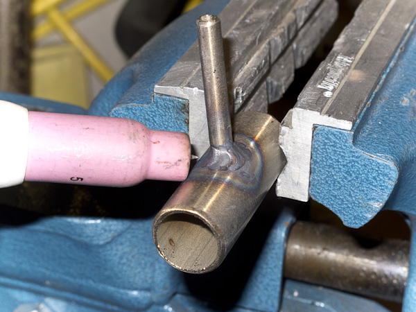 fahrzeuge_landrover_defender_tankabnehmer_03