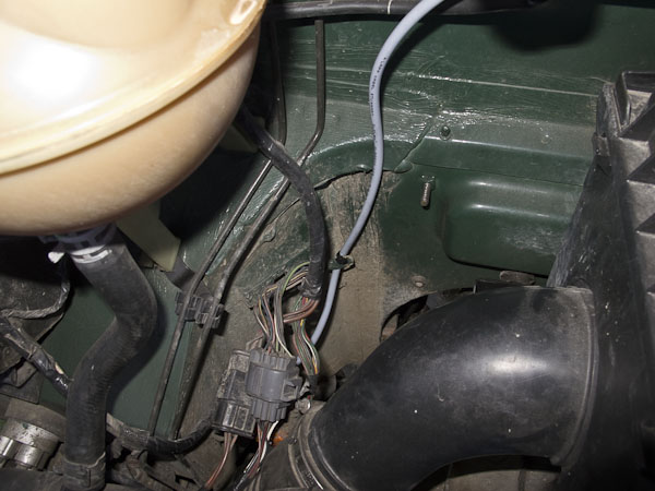 fahrzeuge_landrover_defender_tempomat_12