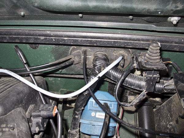 fahrzeuge_landrover_defender_tempomat_14