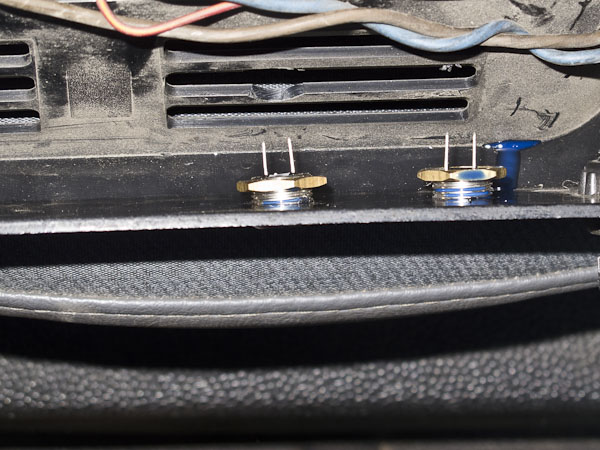 fahrzeuge_landrover_defender_tempomat_17