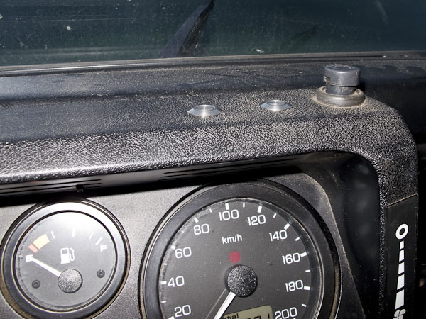 fahrzeuge_landrover_defender_tempomat_19