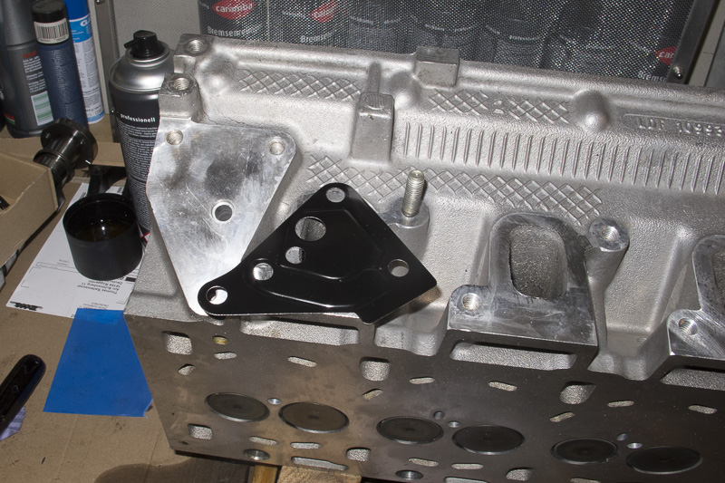 fahrzeuge_landrover_defender_zylinderkopf_24