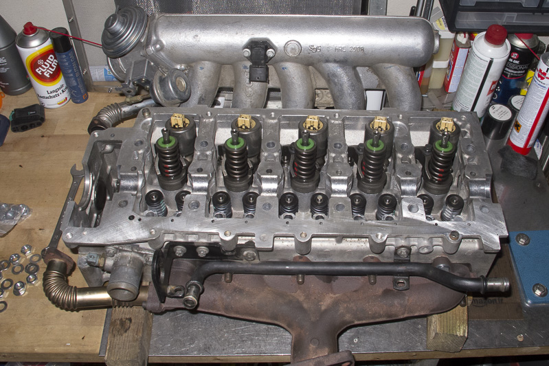 fahrzeuge_landrover_defender_zylinderkopf_29