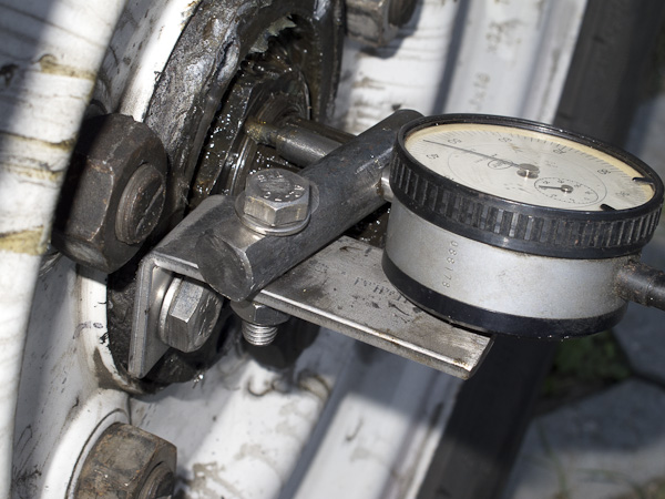 fahrzeuge_landrover_messuhr_11