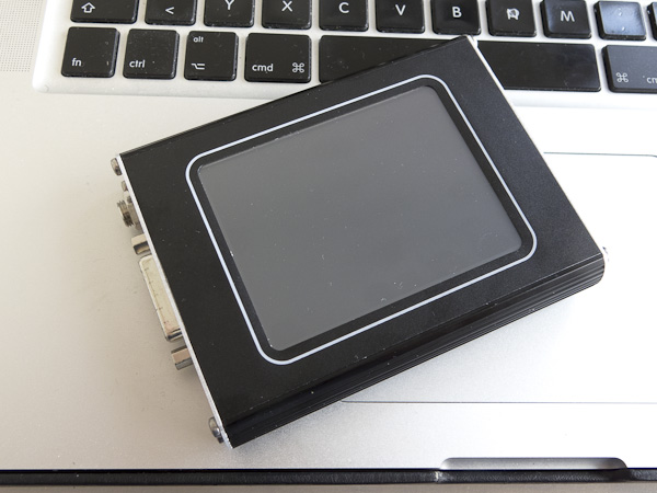 fahrzeuge_landrover_nanocom_01