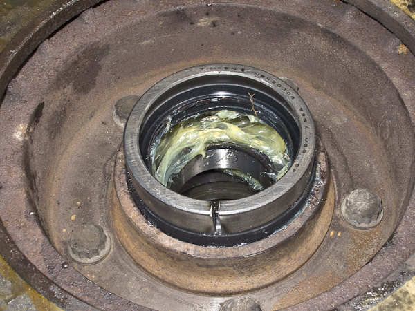 fahrzeuge_landrover_radlager_12