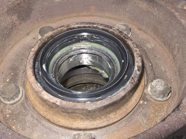 fahrzeuge_landrover_radlager_13