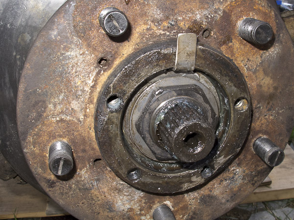 fahrzeuge_landrover_radlager_22