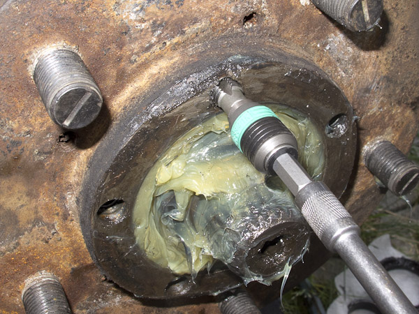 fahrzeuge_landrover_radlager_24