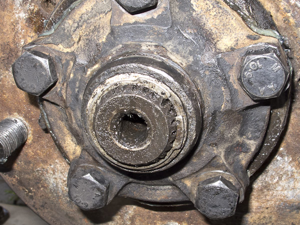 fahrzeuge_landrover_radlager_25