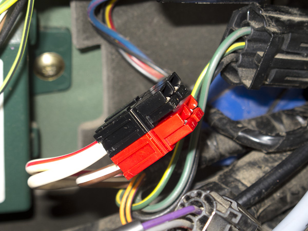 fahrzeuge_landrover_zuendschloss_10