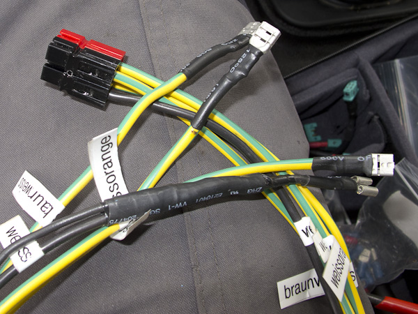 fahrzeuge_landrover_zuendschloss_11