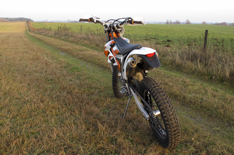 fahrzeuge_motorrad_freeride_03