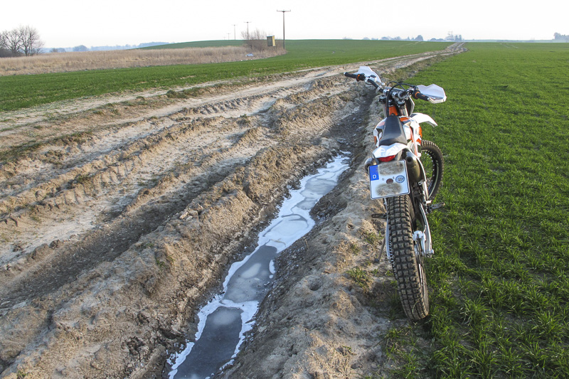 fahrzeuge_motorrad_freeride_10