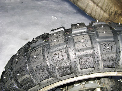 fahrzeuge_motorrad_spikes_14