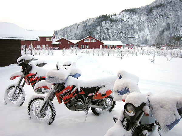 fahrzeuge_motorrad_stulpen1