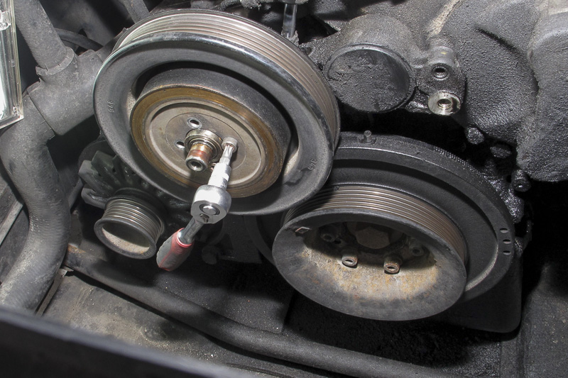 fahrzeuge_w124_spannrolle_07