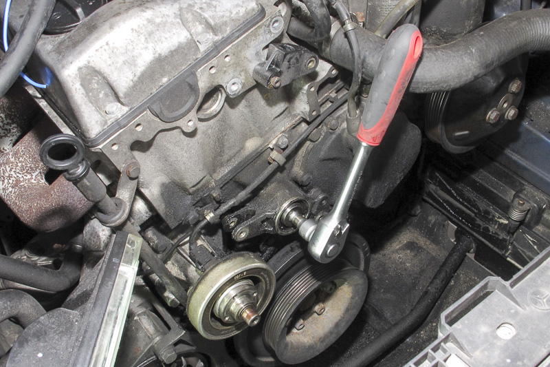 fahrzeuge_w124_spannrolle_09