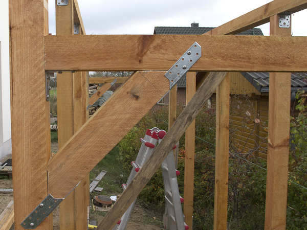 haus_holz_holzlager_10