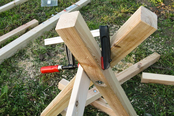 haus_holz_saegebock_16